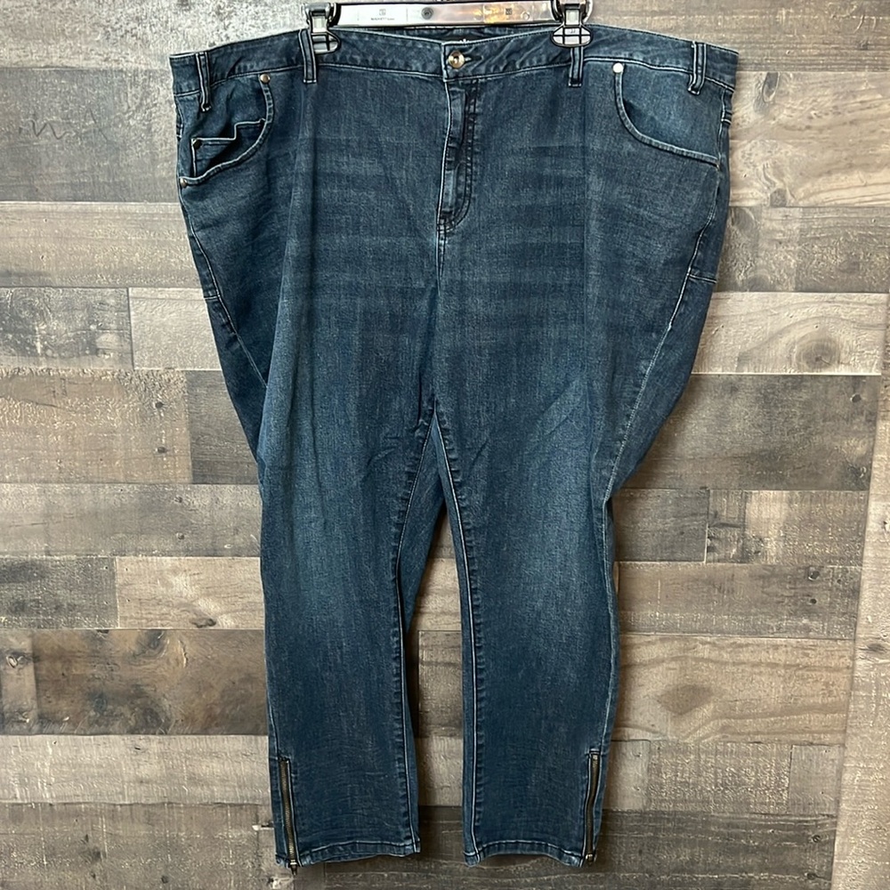 Ellos Blue Jeans Size 28